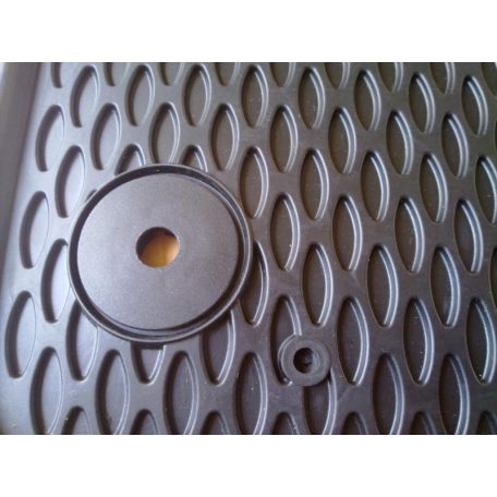 VW Passat 2005-2014 Gumiszőnyeg garnitúra (nagy kerek lyukas rögzítés) VW PASSAT 05-